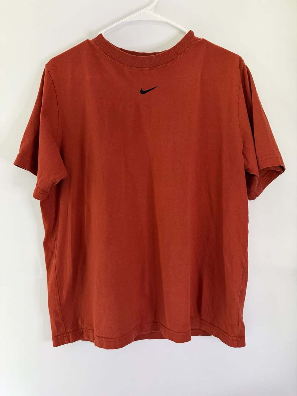Nike The Nike Tee Size S Orange Loose Fit Short Sleeve T-Shirt